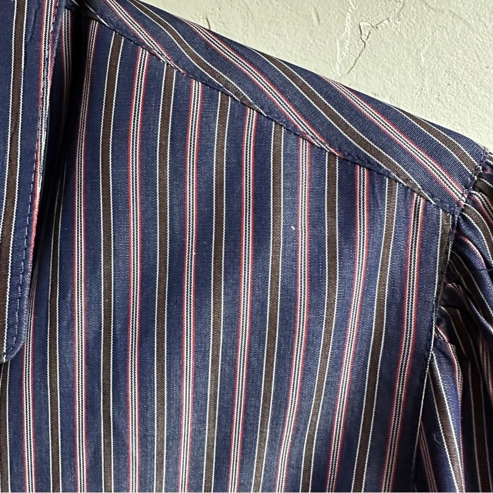 Lafayette 148‎ Women’s Button Down Shirt Blue and Red Pinstripes Open Top Sz 10 - Picture 12 of 15
